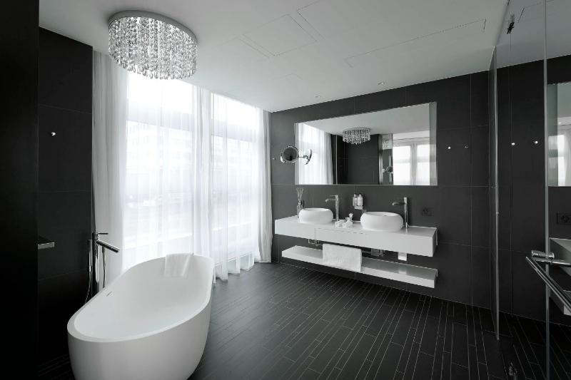 Executive Suite image 2