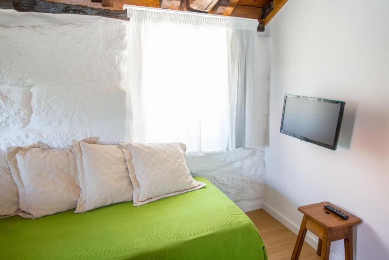 Two-Bedroom Apartment image 4