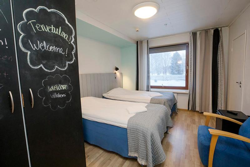 Double or Twin Room with Private Bathroom image 4