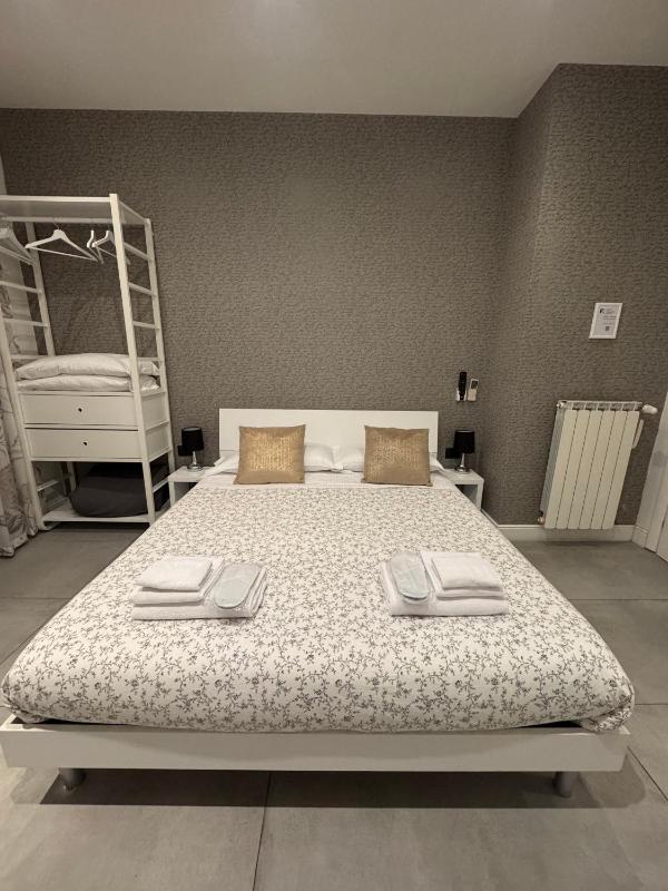 Deluxe Room image 1
