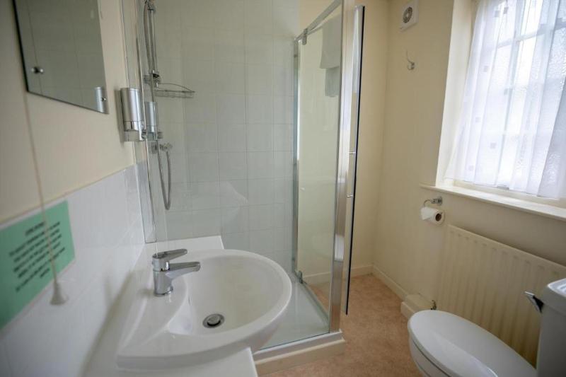 Standard Double Room image 2