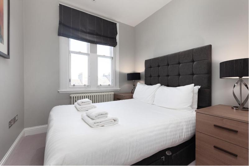 Two-Bedroom Apartment image 3