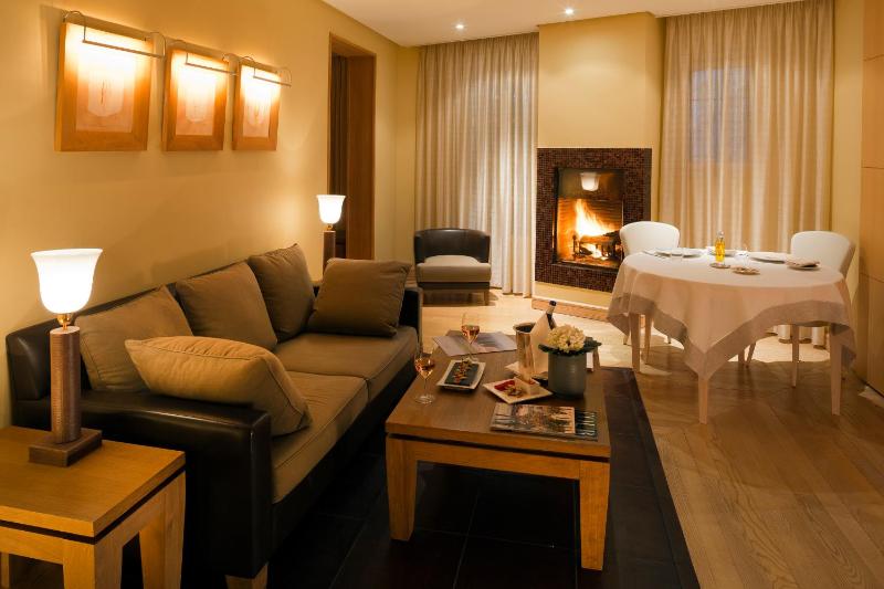 Prestige Suite image 3