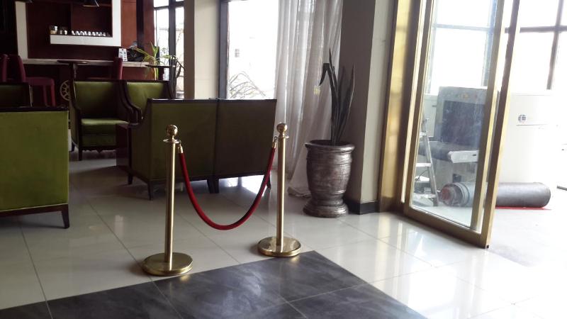 FT Hotel - image 8