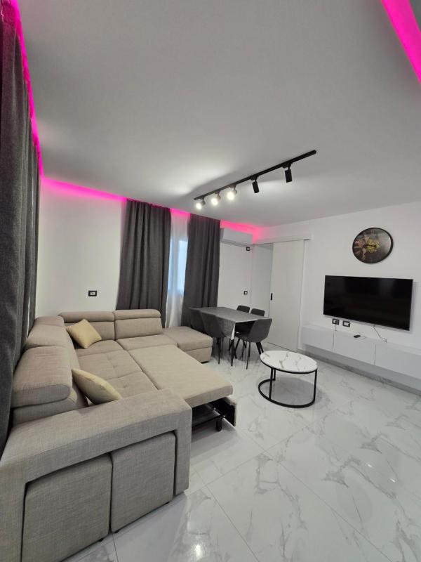 Daila Apartment - image 1