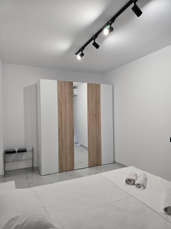 Daila Apartment - image 11