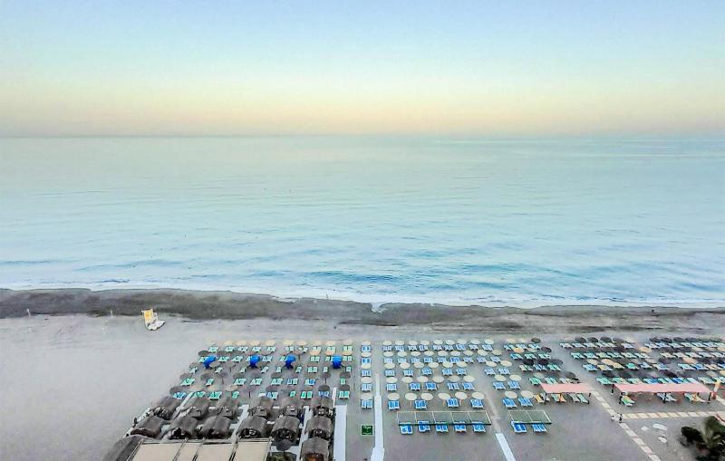 Gorgeous Apartment In Torremolinos With Wifi - image 10