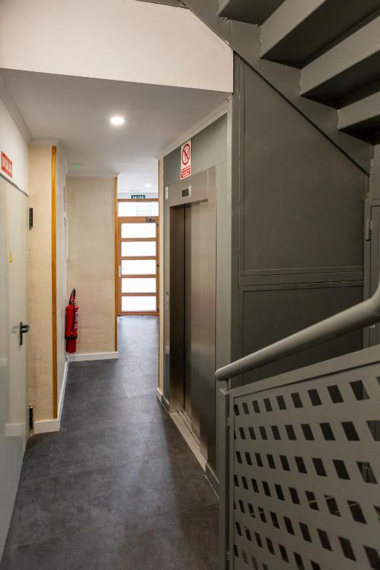 Chic & Bright in Historic Center El Carmen Lift - image 7