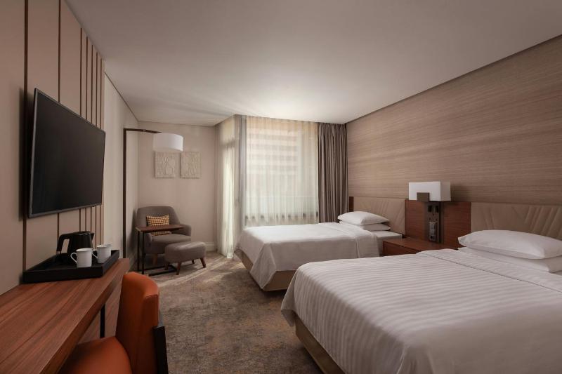 Signature Twin, Guest room, 2 Twins, Balcony image 3