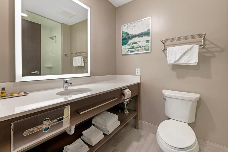 King Room image 1
