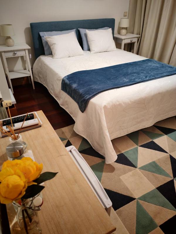 Double Room with Balcony image 1