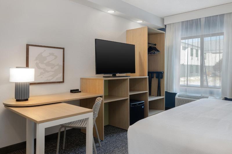 King Room image 4