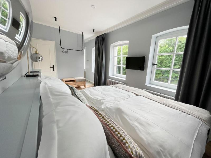 Double Room image 1