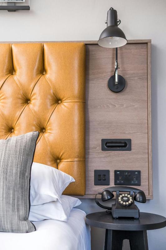 Double Room - Cosy Print image 4