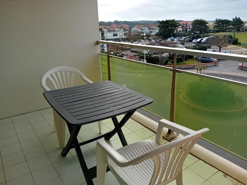 Studio avec terrasse et parking à deux pas des plages - FR-1-239-563 - image 13