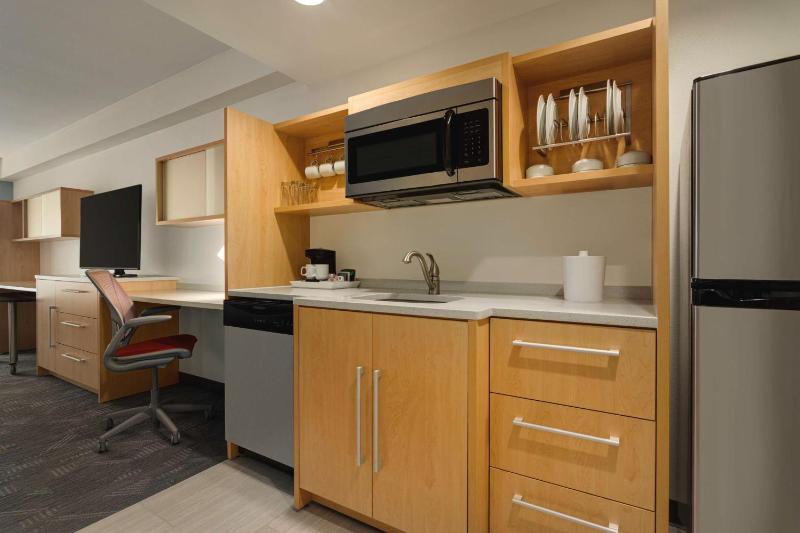 King Studio Suite - Hearing Access/Non-Smoking image 4