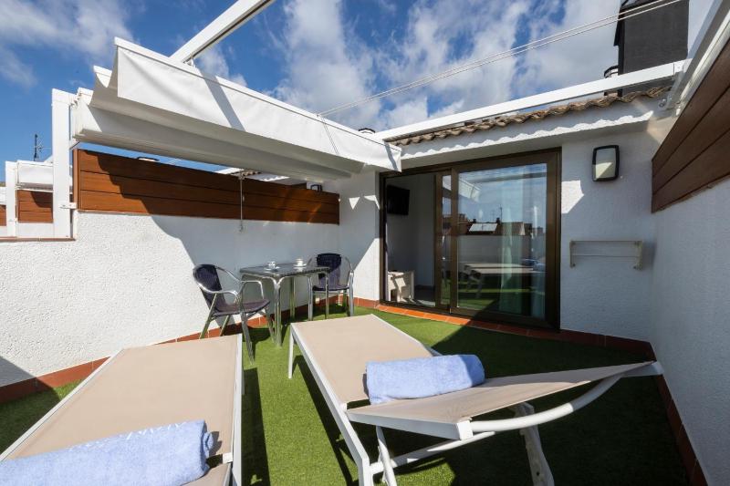 Superior Junior Suite with Pool View image 4
