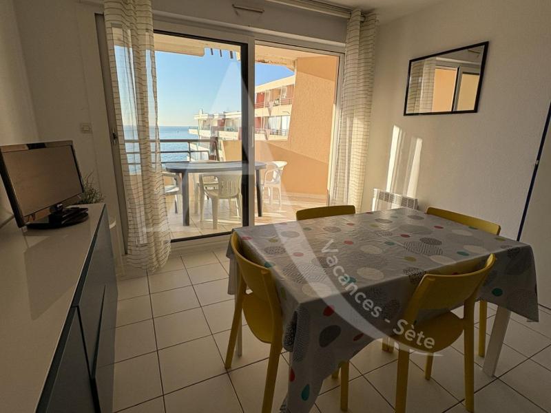 1 CHAMBRE VUE MER ACCES DIRECT PLAGE - image 3