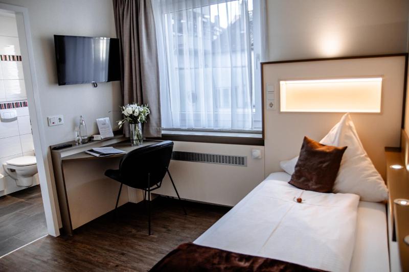 Superior Single Room image 4