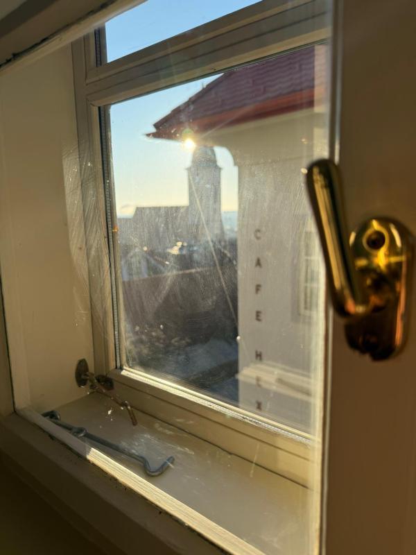 One-Bedroom Apartment with Balcony and City View image 4