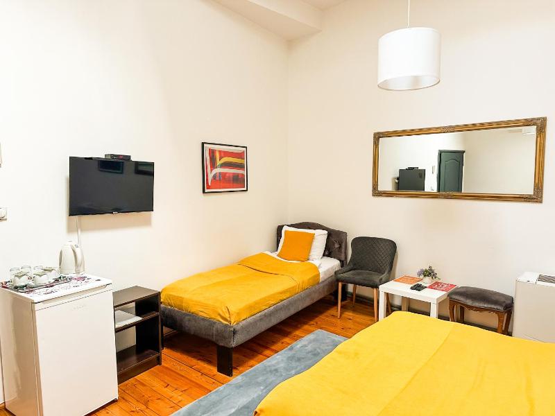 Triple Room image 4