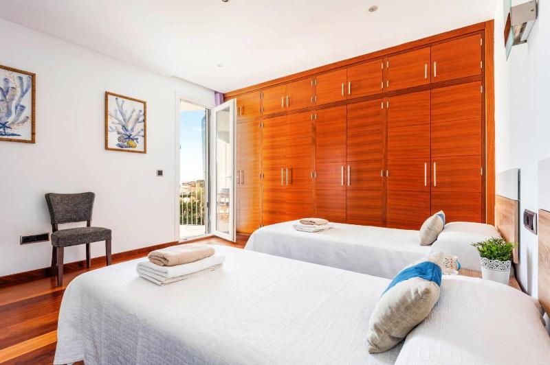 Villa Julianne by Villa Plus - image 6