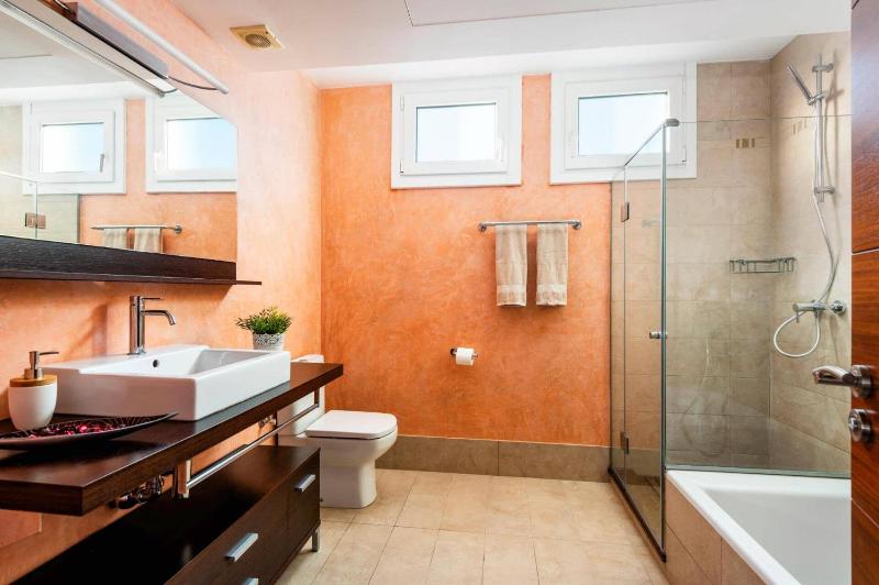 Villa Julianne by Villa Plus - image 26