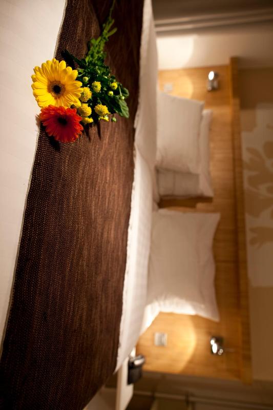 Dahlia Inn - image 6