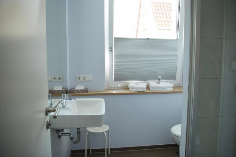 Standard Double Room image 4