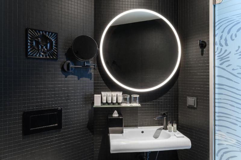  Double Courtyard  Room image 4