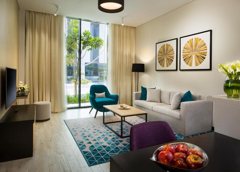 One-Bedroom Apartment image 3