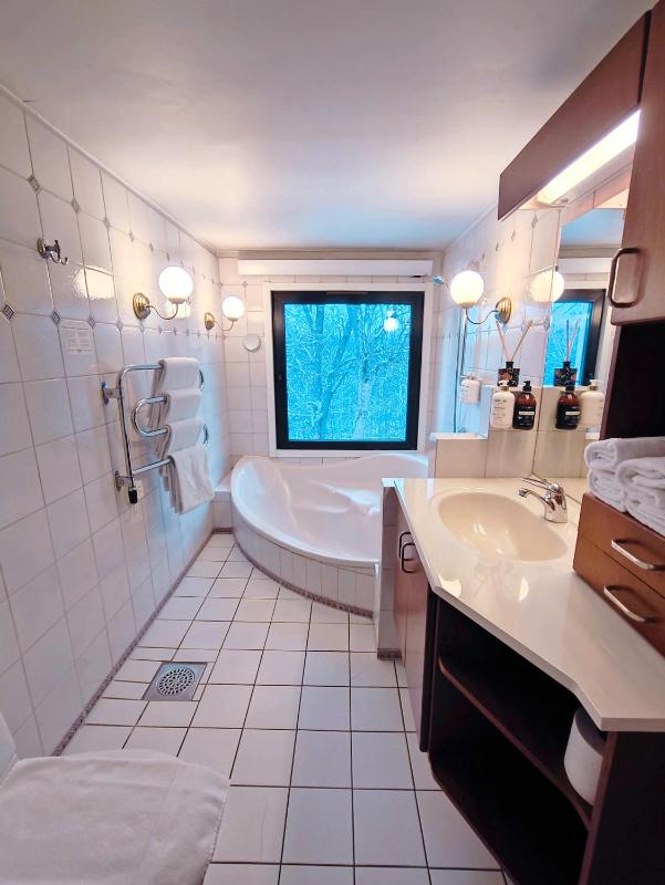 Suite image 3