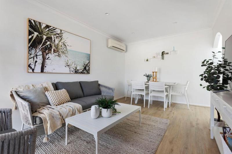 Bright and Stylish by the Sea - image 8