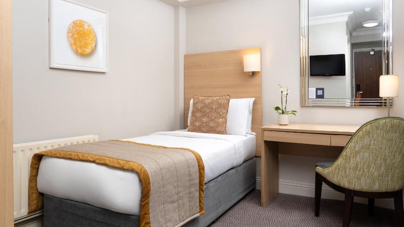 Standard Single Room image 1