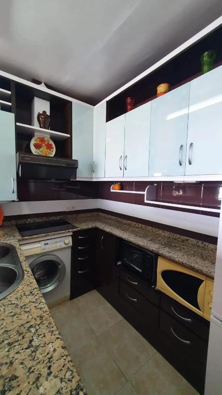 Inviting Apartment in Fuengirola - 100 m² with sea view - image 13