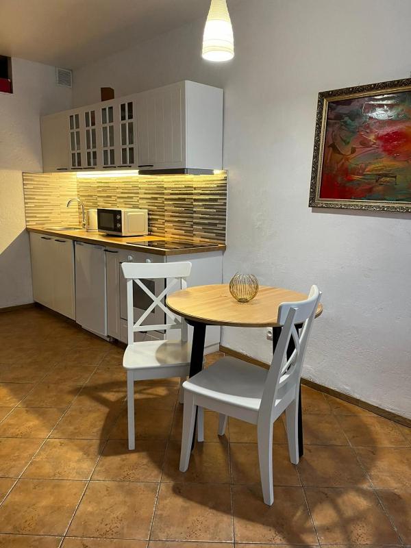 Old Town Loft - image 6