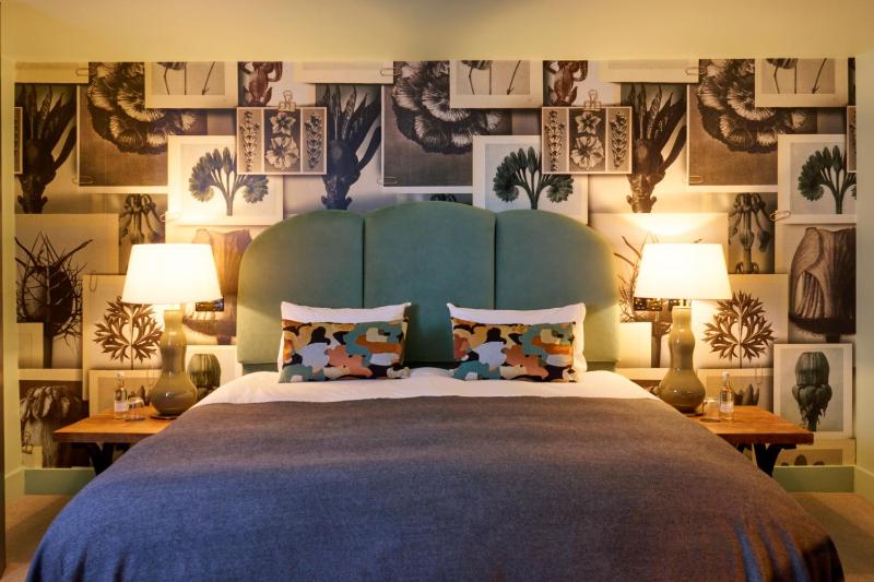 Classic Room image 3