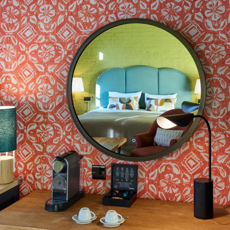Deluxe Room image 4