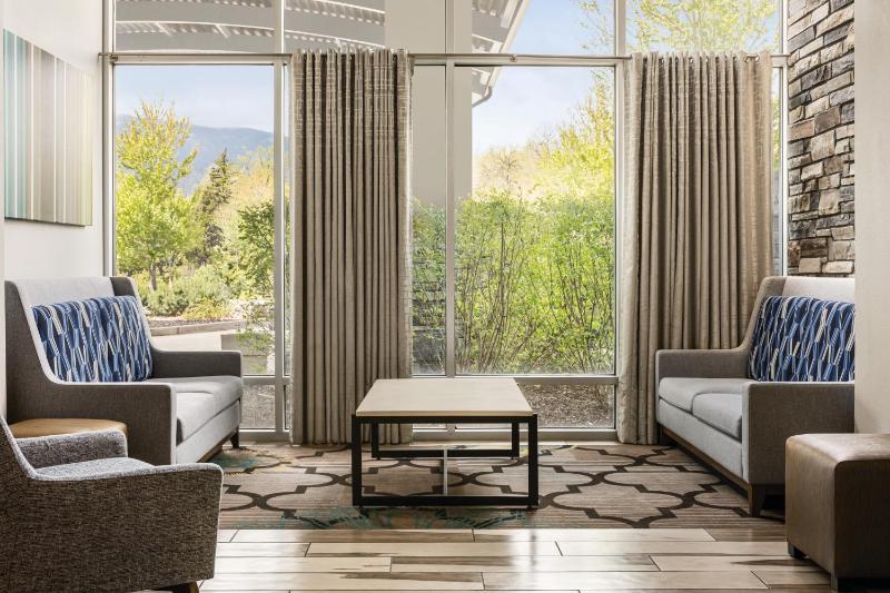 Holiday Inn Express & Suites Colorado Springs Central By IHG - image 15