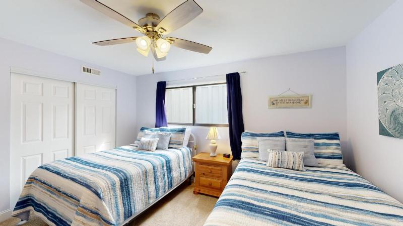526 Queens Grant - image 14