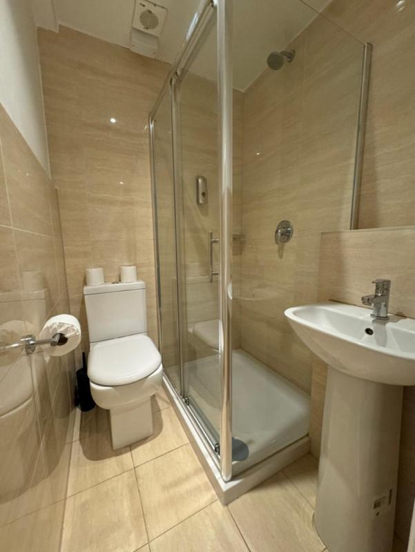 Standard Triple Room image 4