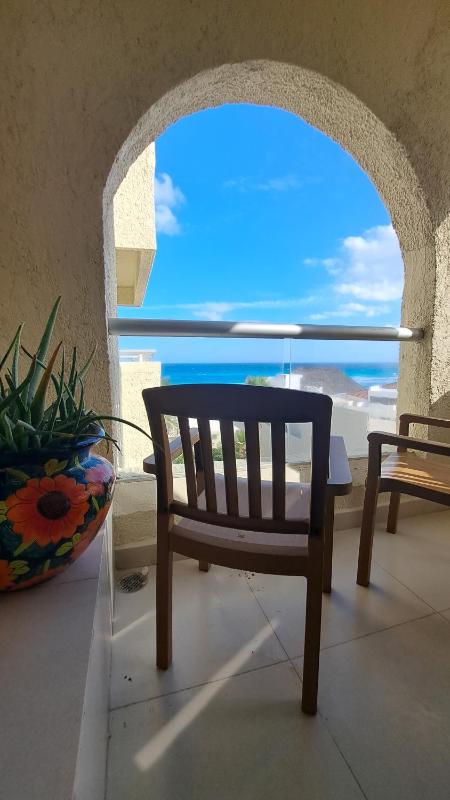 Luxury Ocean Front with Activities & Entertainment - image 14