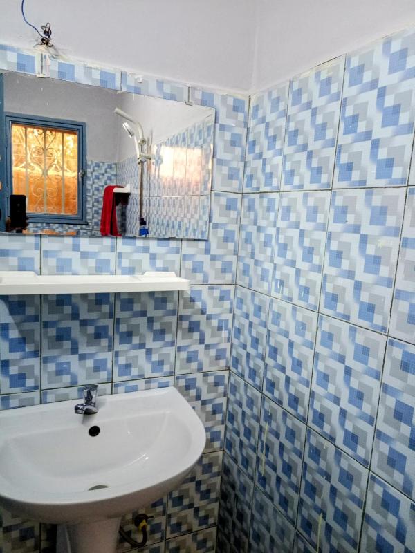 Résidence Privée 1 Chambre et Salon à la Zone du Bois - image 3