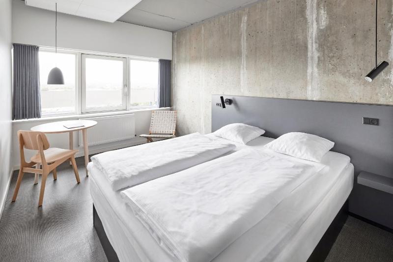 Standard Double Room image 1