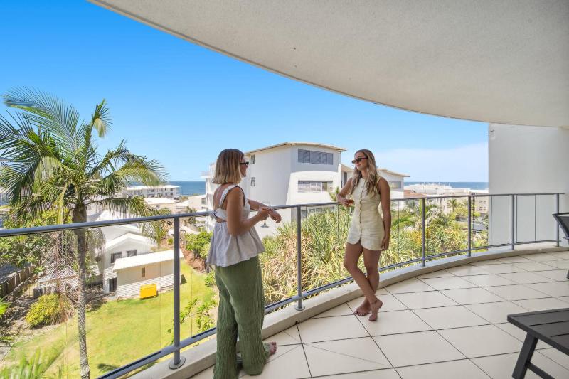 Seaside Serenity - Apartment Ocean Views - image 25