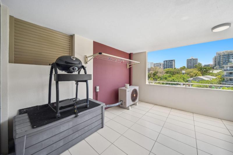 Seaside Serenity - Apartment Ocean Views - image 40
