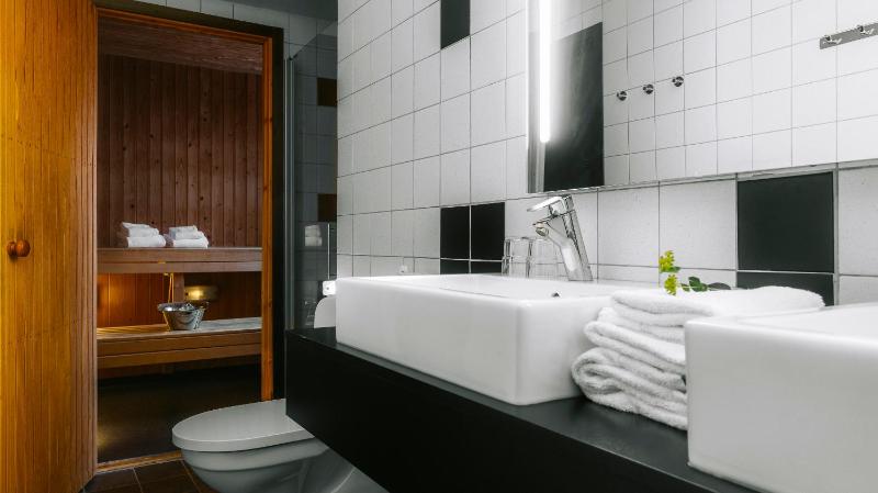 Suite image 4