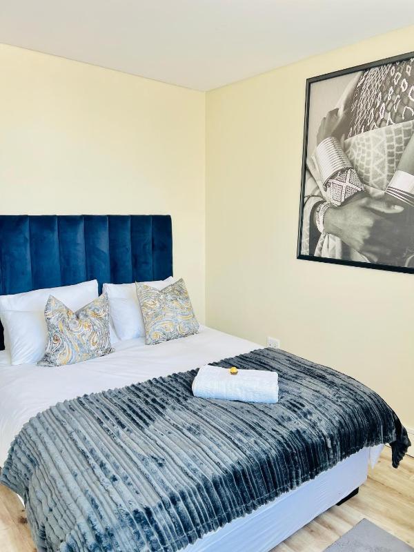 C&J Luxe Apartments - image 5