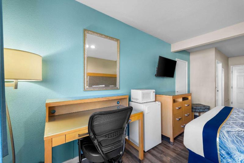 King Studio Suite - Non-Smoking image 3