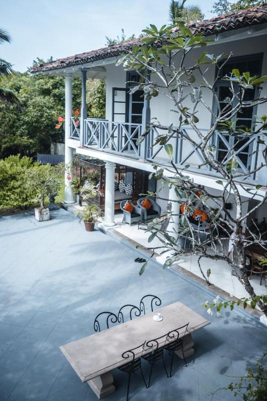 Koggala Lake Villas 1 & 2 with 5 bedrooms - image 6